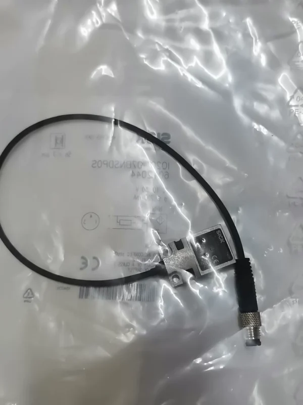 Brand new original genuine SICK IQ20-07BNSDP0S 6042044, large stock available! Made in Germany, quality guaranteed. DC 10-30 V, ≤200 mA, suitable for Class 2 sources. Safe and reliable, UL certified. Brand new unused, packaging intact. Friends in need can contact me at any time, price is negotiable~ Honest transaction, reliable work, problems guaranteed to be solved. Not the actual price, interested in private chat for negotiation