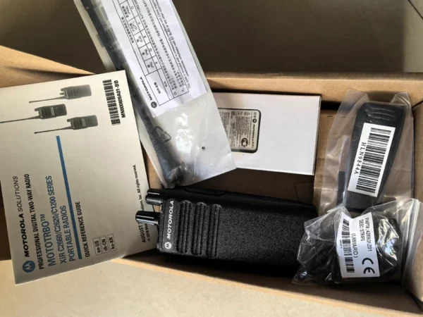 O1CN01efrEyj2MYmJznimE1_4611686018427386448-53-fleamarket.heic_790x10000Q90.jpg_.webp Brand new Motorola C1200 digital walkie-talkie, model MN000809A01-BB, brand new and unused. Maximum communication distance is 3-5 kilometers, digital walkie-talkie standard, suitable for various occasions. The unit head is 350 yuan, the full set is 480 yuan, with a 24-month warranty and quality guaranteed. Brand: Motorola摩托罗拉, condition: brand new, functions intact without repair. Interested friends are welcome to private message, first come first served!