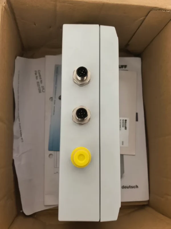 Brand new original BALLUFF analysis unit, BIS00LY BIS M-699-052-050-03-ST11. Original imported from Germany, with CC Link communication interface. Actual product photos, with original factory label. This analysis unit is suitable for industrial automation control systems, with stable and reliable performance. Interested friends are welcome to private message for consultation. Not the actual price, if interested, private message to negotiate.
