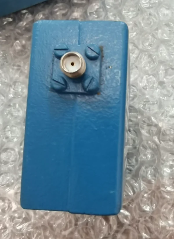 American HP 0960-0362 2-8GHz SMA RF Radio Frequency Microwave Coaxial Broadband Isolator