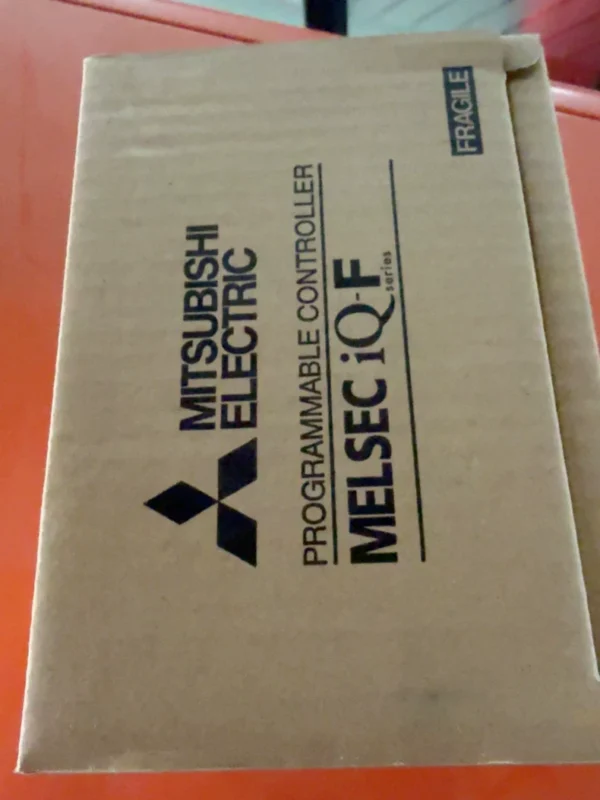 Mitsubishi PLC FX5-32ET-ES Expansion Modules Two Units, Brand New. Packaged for Sale, Genuine Japanese Original Import, Actual Product Photos, Fully Functional. Can Be Purchased Directly, In Stock. Free Shipping. Interested Friends Are Welcome to Private Message for Inquiries.