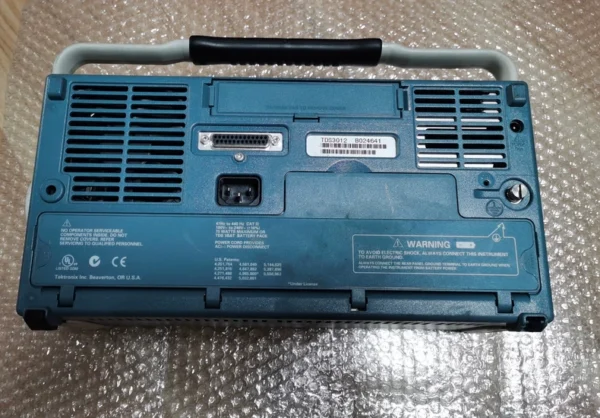 O1CN01gSReDZ2JUFcbxd3wx_4611686018427384400-0-fleamarket.jpg_790x10000Q90.jpg_.webp Tektronix DPO3012 Oscilloscope, guaranteed to power on, other functions unknown, as shown in the picture, please check carefully before purchasing.