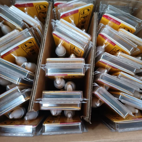 Fluke 2AC Non-Contact Voltage Tester Voltage Detection Range: 200 to 1000 V AC, Suitable for Various Residential, Commercial and Industrial Needs