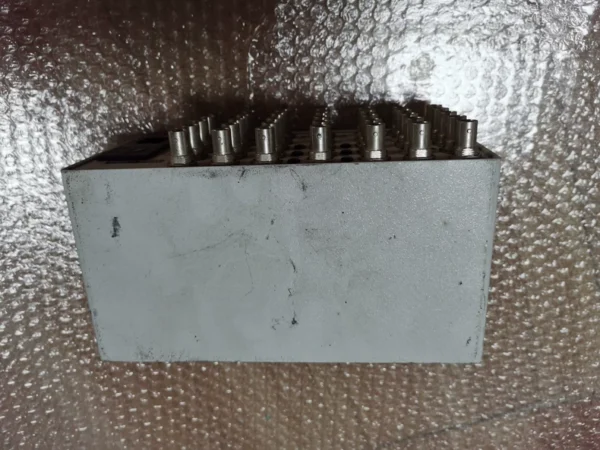 Bought out of curiosity, video signal amplifiers, no conditions to test, cheap to sell, there are 3, unit price 350 yuan, take a good look and下手.