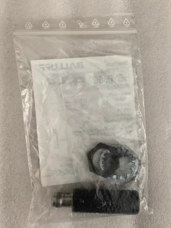 New Original BALLUFF BES056C BES M18EI-PSC72B-S04G-S03 Sensor Model: BES M18EI-PSC72B-S04G-S03 Voltage: 10-30 V DC Current: ≤200 mA Detection Distance: 7.2 mm PNPNO Output Made in USA, Brand New and Unopened! Genuine BALLUFF, Quality Guaranteed! This sensor is suitable for various industrial automation equipment with stable and reliable performance. Inspection is supported, interested friends are welcome to private message for consultation~