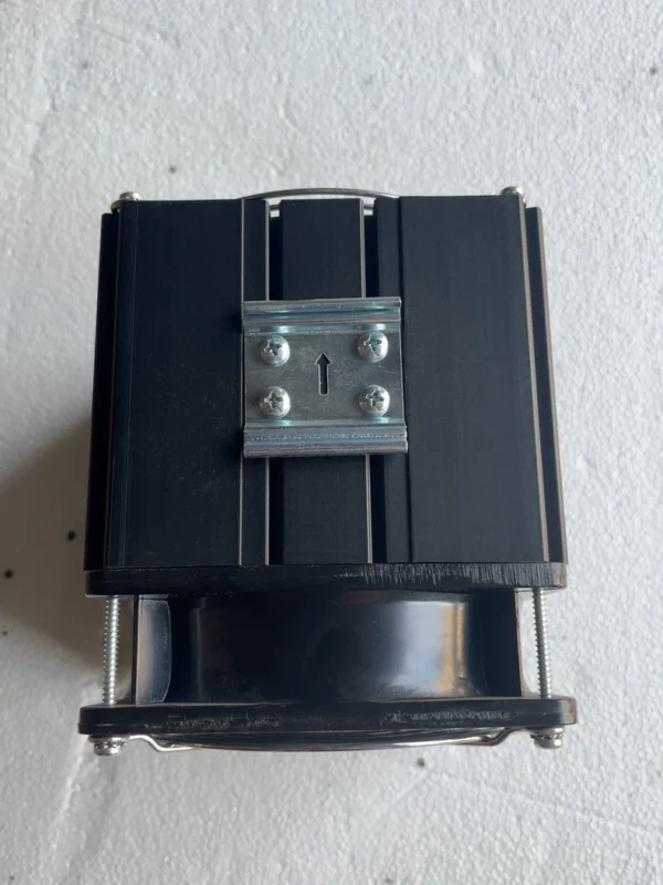 German imported, brand new original ebmpapst RittalSK31020000 Rittal cooling fan for low price disposal, affordable price, welcome all bosses to inquire