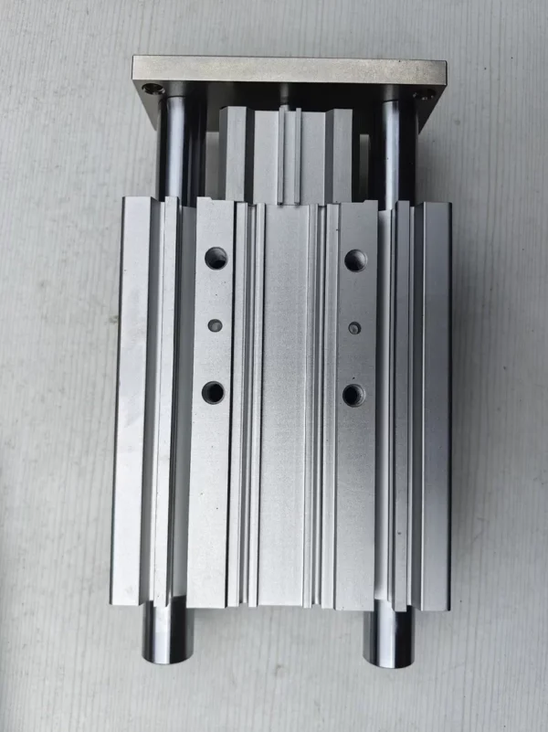 SMC Thin Guide Rod Locking Cylinder: MLGPM40-100Z-F Brand New Without Packaging On Sale At A Special Price, Functionality Guaranteed, Zhu Ye Also Has Other New SMC Products For Negotiation