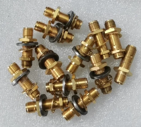 O1CN01myKUps2JUFSI1Oafw_53-fleamarket.heic_790x10000Q90.jpg_.webp Imported Used 18GHz SMA Female to SMA Female Through-Wall Stainless Steel High-Frequency Adapter Unit Price 10 Yuan Gold-Plated Adapter Unit Price 20 Yuan