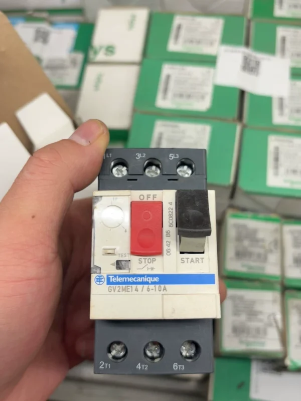O1CN01nemsnn1FZVSRRl5HJ_4611686018427386165-0-fleamarket.jpg_790x10000Q90.jpg_.webp Schneider Circuit Breaker GV2ME203 Motor Circuit Breaker GV2ME14 6-10A
