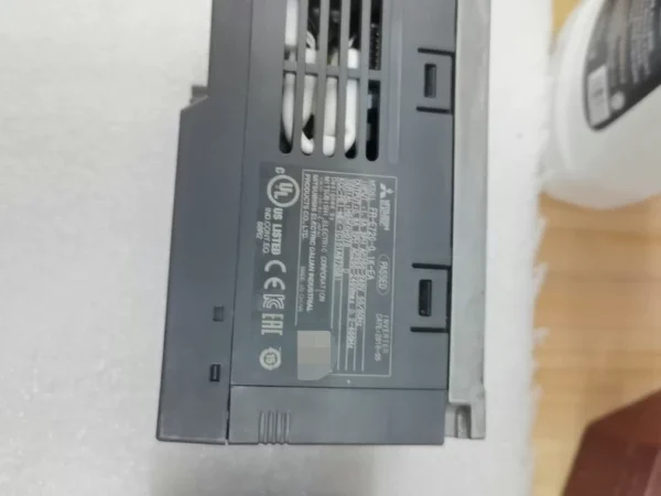 O1CN01oD8UsG1VZ4uv6AaTx_4611686018427381690-53-fleamarket.heic_790x10000Q90.jpg_.webp Mitsubishi Inverters FR-D740-0.75K-CHT 2 units without covers, FR-E740-0.75K-CHT 1 unit, FR-720-008-NA 2 units, FR-E720-0.1K 1 unit, FR-E720-0.1K-EA 1 unit. All functions are in good condition.