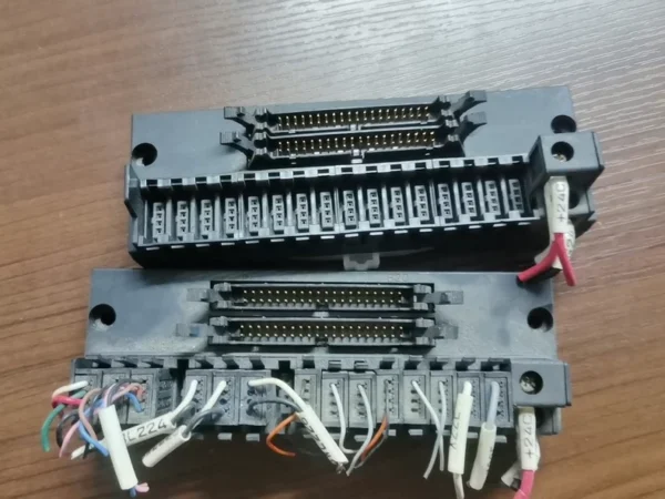 Mitsubishi Terminal Block, FA-CB16XY12 2 pcs