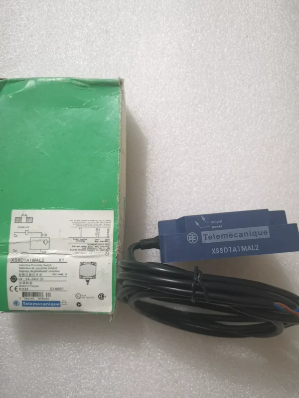 Brand new original Schneider XS8D1A1MAL2, 30 pieces available, not the actual price, interested please private message to negotiate