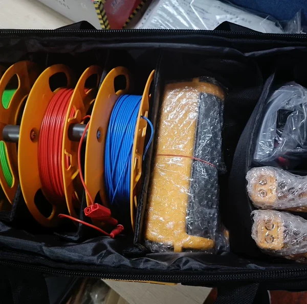 FLUKE/1625-2 Kit High Precision Ground Resistance Tester Set, Brand New Original Authentic! Complete accessories, with professional toolbox, including test leads, probes and all全套 accessories. Suitable for power engineering, ground detection and other scenarios. Official authentic, brand new in stock, support inspection.