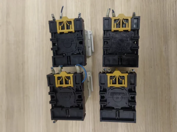 O1CN01spZaAu1GoS04s7taP_4611686018427380893-53-fleamarket.heic_790x10000Q90.jpg_.webp OMRON H3CA-8 Original Imported Time Relay Condition as Shown in the Picture Actual Shooting Used Part Function Guaranteed with One Mounting Clip Shell Damaged Does Not Affect Use Price is Unit Price