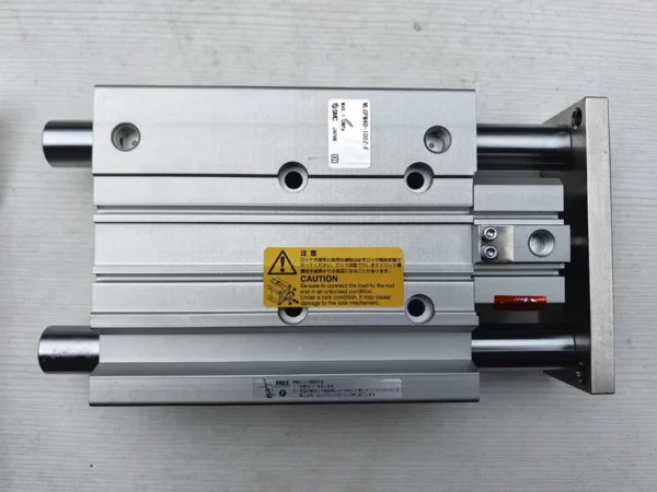 SMC Thin Guide Rod Locking Cylinder: MLGPM40-100Z-F Brand New Without Packaging On Sale At A Special Price, Functionality Guaranteed, Zhu Ye Also Has Other New SMC Products For Negotiation