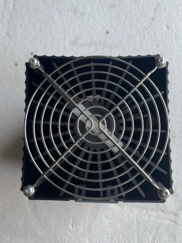 German imported, brand new original ebmpapst RittalSK31020000 Rittal cooling fan for low price disposal, affordable price, welcome all bosses to inquire