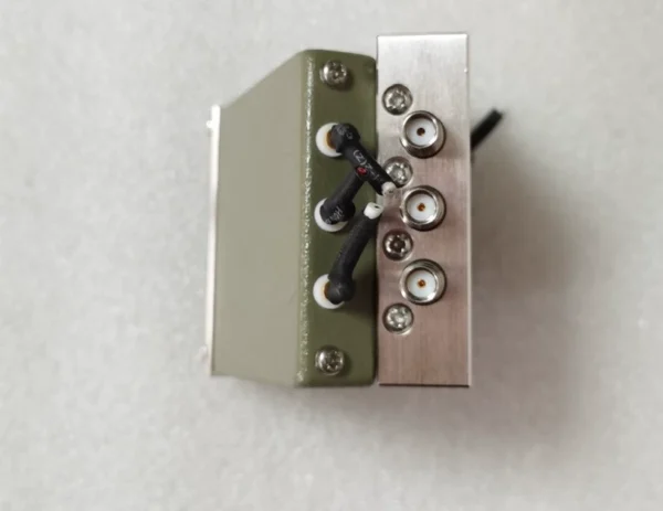 KEYSIGHT 8762B 5V 18GHz 1W SMA SPDT RF Microwave Coaxial Switch. The font is a bit blurred because it was packaged with tape and the weather was too hot.