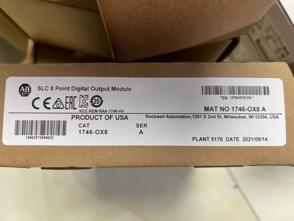 ALLEN BRADLEY 1746-OX8 Output Module
