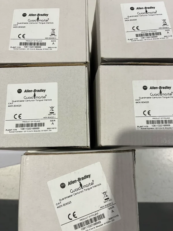 ALLEN BRADLEY Guardmaster 440K-B04025 Safety Interlock