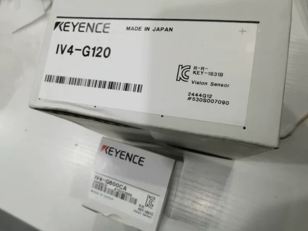 KEYENCE IV4-G120 Compact model sensor amplifier