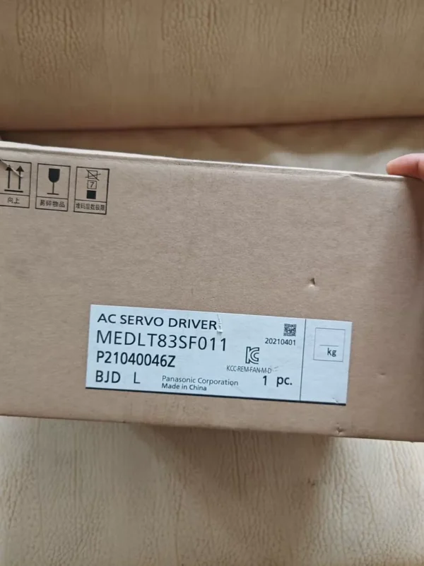 Panasonic MEDLT83SF011 Servo Drive