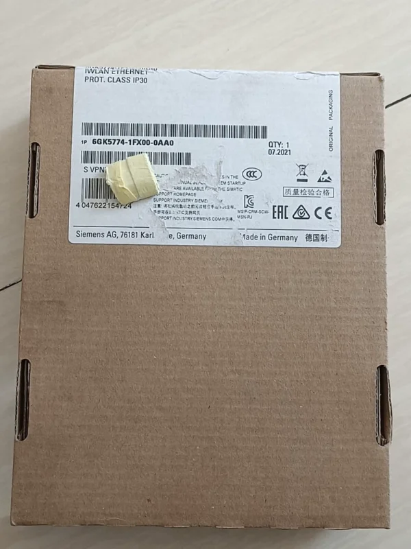 SIEMENS communication module 6GK5774-1FX00-0AA0