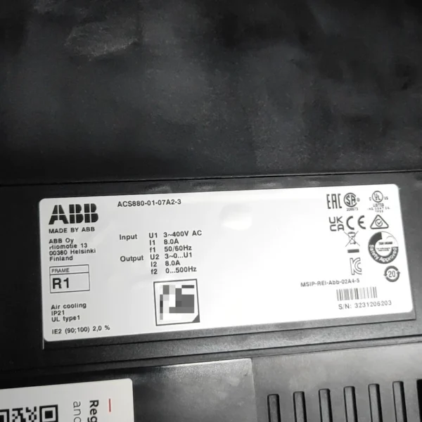 ABB Inverter ACS880-01-07A2-3