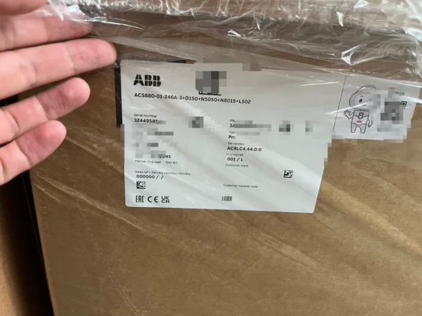 ABB ACS880-01-246A-3 frequency converter