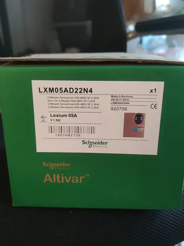 SCHNEIDER LXM05AD22N4 Servo Drive