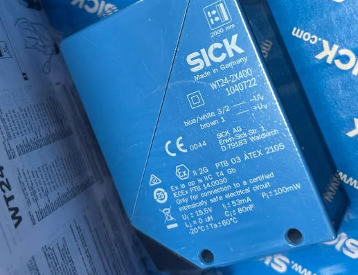 SICK WT24-2X400 PHOTOELECTRIC SENSOR