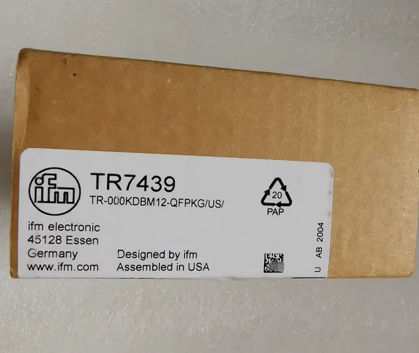 TR7439